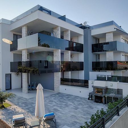 Deluxe New Apartments - Few Steps From The Beach - Luxury Holiday With Style - By Traveler Tourist Agency Krk Krk Town Exteriör bild