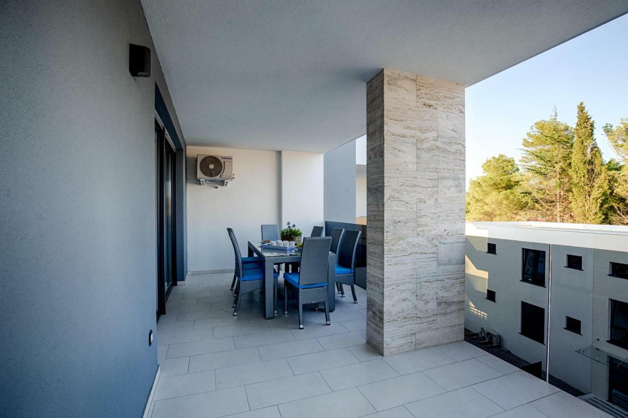 Deluxe New Apartments - Few Steps From The Beach - Luxury Holiday With Style - By Traveler Tourist Agency Krk Krk Town Exteriör bild