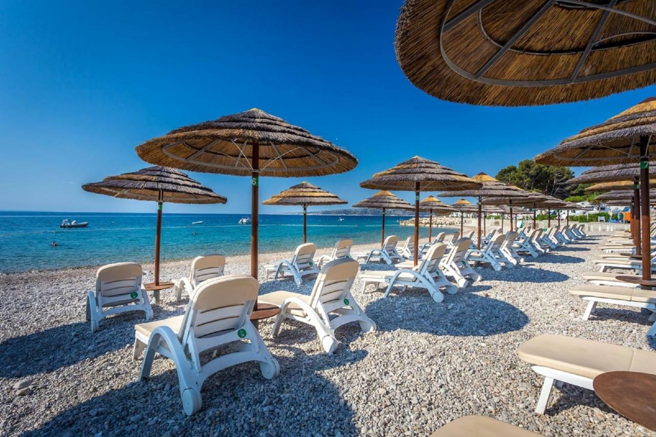 Deluxe New Apartments - Few Steps From The Beach - Luxury Holiday With Style - By Traveler Tourist Agency Krk Krk Town Exteriör bild